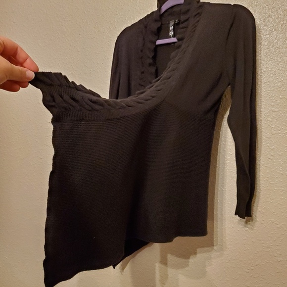 ZOE + PHOEBE ruffle black Cardigan - Picture 4 of 6